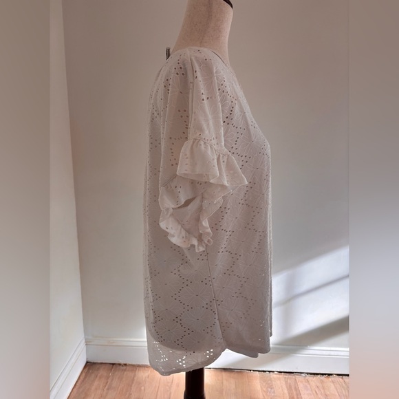Ruby Rd Medium Embroidered Eyelet Blouse - Picture 6 of 7